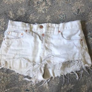 White shorts! We the free size 27!